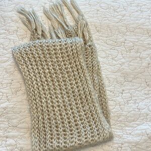 Women’s Knit Scarf